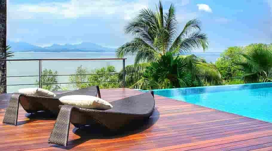 Coral Reef Resort